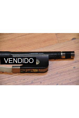 Arco contrabajo Carbondix de fibra, sistema francés (usado) Arco contrabajo Carbondix de fibra, sistema francés (usado)